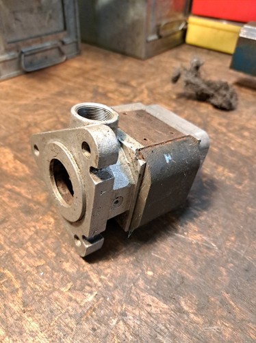 Bth magnet 2 kc2 w4 - 7.8,